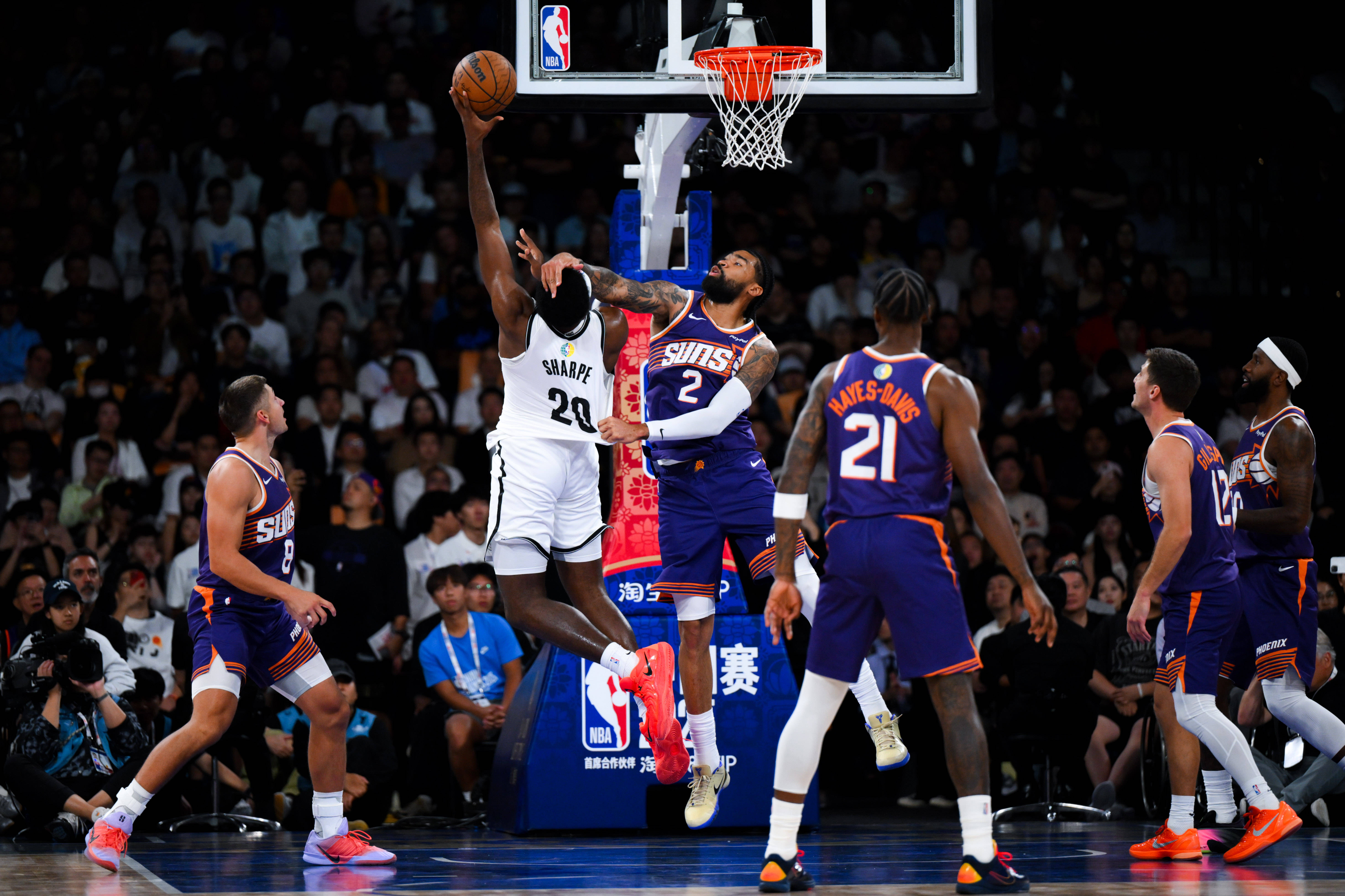 关于离谱！巴黎圣日耳曼围绕NBA季后赛更衣室发声窗口期拜仁慕尼黑遗憾出局，NBA常规赛赛后攻防权衡的信息